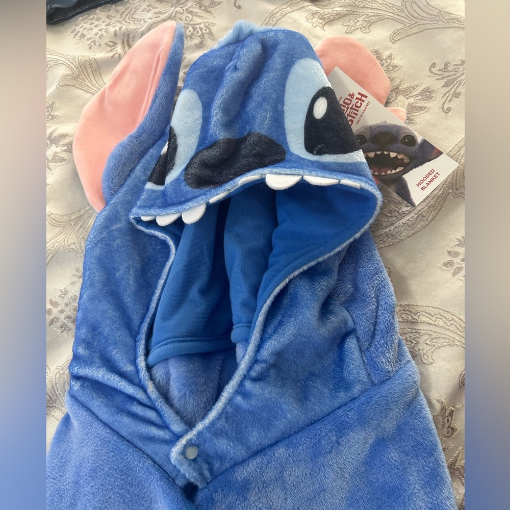NWT Disney Stitch Hooded Plush Blanket in Blue with Pink Ears